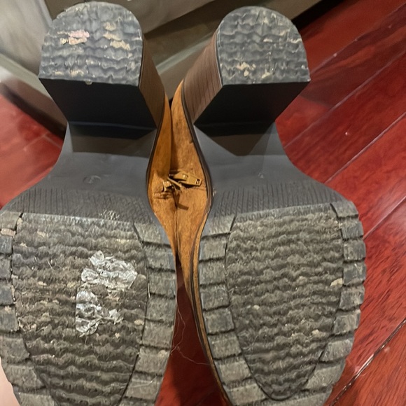 Suade tan boots. Like new. - Picture 4 of 4